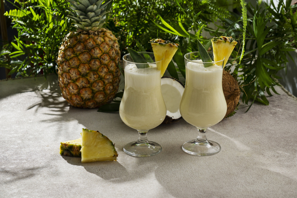 delicious-pina-colada-cocktail-with-leaves (1) (1).jpg
